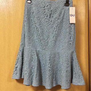 ジーユー(GU)の👗タグ付新品未着用👗GU レースペプラムスカート👗Mサイズ👗(ひざ丈スカート)