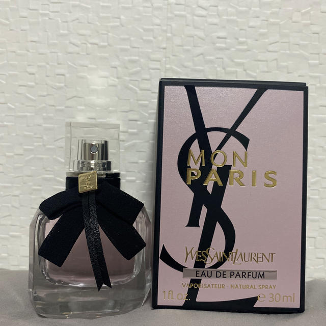 Yves Saint Laurent Beaute(イヴサンローランボーテ)のYves Saint Laurent モンパリ　30ml コスメ/美容の香水(香水(女性用))の商品写真