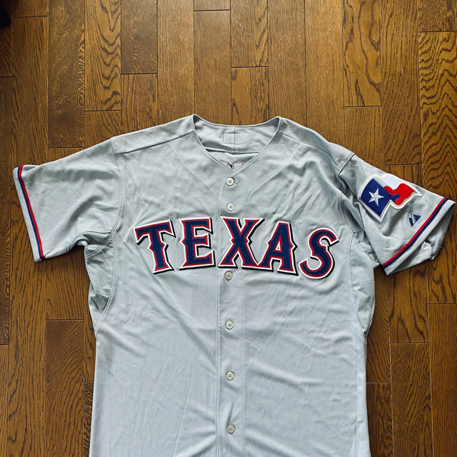 Majestic(マジェスティック)のダルビッシュ Texas Rangers ユニフォーム エンタメ/ホビーのタレントグッズ(スポーツ選手)の商品写真