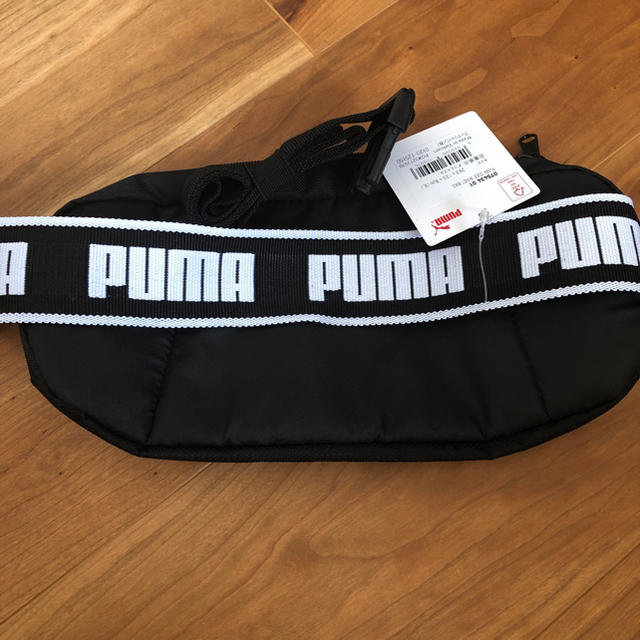 PUMA(プーマ)のプーマ  PUMA ウエストポーチ　ボディバッグ メンズのバッグ(ウエストポーチ)の商品写真