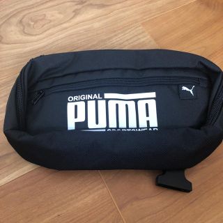 プーマ(PUMA)のプーマ  PUMA ウエストポーチ　ボディバッグ(ウエストポーチ)