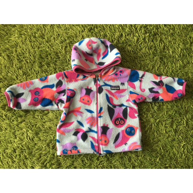 patagonia(パタゴニア)のPatagonia フリース　ベビー　キッズ キッズ/ベビー/マタニティのキッズ服女の子用(90cm~)(ジャケット/上着)の商品写真