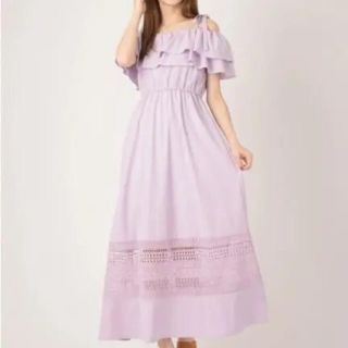 セシルマクビー(CECIL McBEE)のセシルマクビー 美品　ロングオフショルワンピース(ロングワンピース/マキシワンピース)