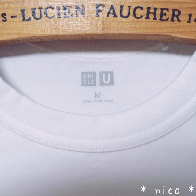 UNIQLO(ユニクロ)のUNIQLO ユニクロ♡大人気！ クルーネックT Tシャツ Mサイズ ホワイト レディースのトップス(Tシャツ(半袖/袖なし))の商品写真