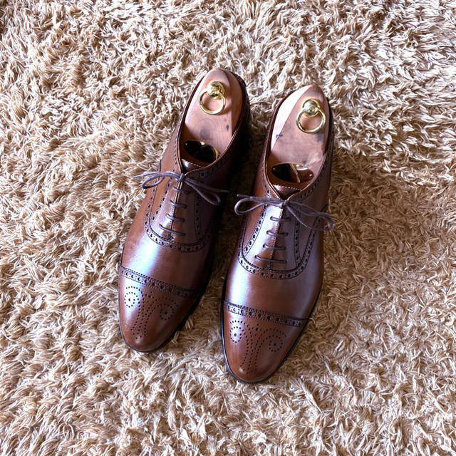 Crockett&Jones(クロケットアンドジョーンズ)の315.限定❗️CROKETT&JONES COVENTRY セミブローグ　9E メンズの靴/シューズ(ドレス/ビジネス)の商品写真