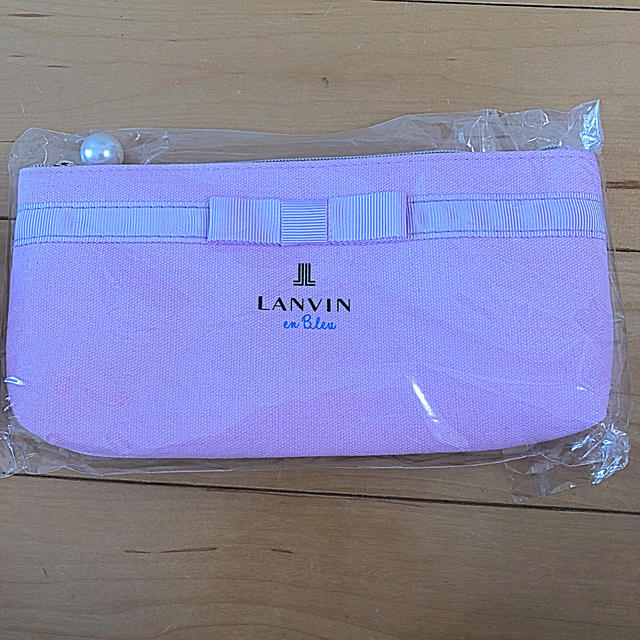 LANVIN en Bleu(ランバンオンブルー)の新品未開封 LANVIN en bleu マルチポーチ レディースのファッション小物(ポーチ)の商品写真