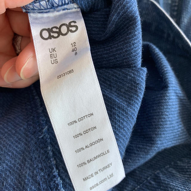 asos(エイソス)のデニムワンピース レディースのワンピース(ひざ丈ワンピース)の商品写真