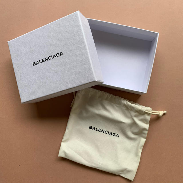 Balenciaga(バレンシアガ)のBALENCIAGA 巾着袋 箱 レディースのファッション小物(ポーチ)の商品写真