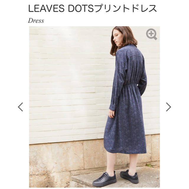 Comptoir des cotonniers(コントワーデコトニエ)のLEAVES DOTSプリントドレス　サイズ34 レディースのワンピース(ロングワンピース/マキシワンピース)の商品写真