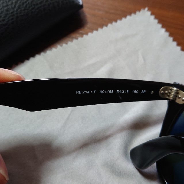 Ray-Ban(レイバン)のレイバンウェイファーラー サングラス 偏光 メンズのファッション小物(サングラス/メガネ)の商品写真