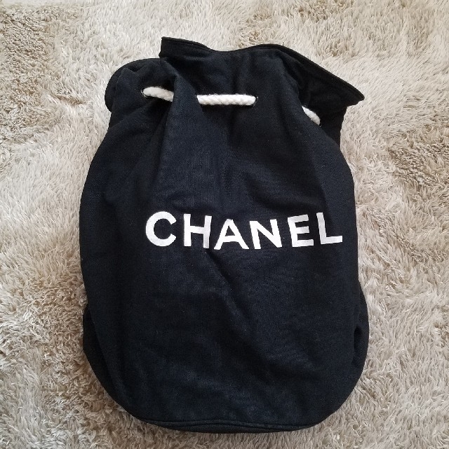 CHANEL(シャネル)の非売品シャネル CHANEL ノベルティ 巾着ショルダー リュックサック レディースのバッグ(ショルダーバッグ)の商品写真