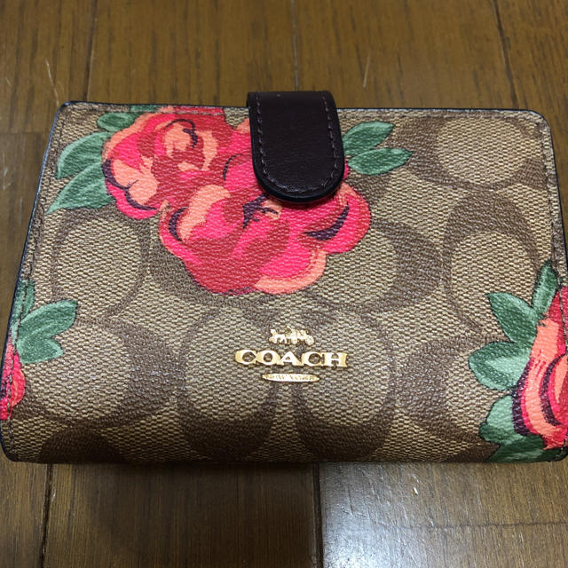 COACH(コーチ)のCOACH二つ折り財布 レディースのファッション小物(財布)の商品写真