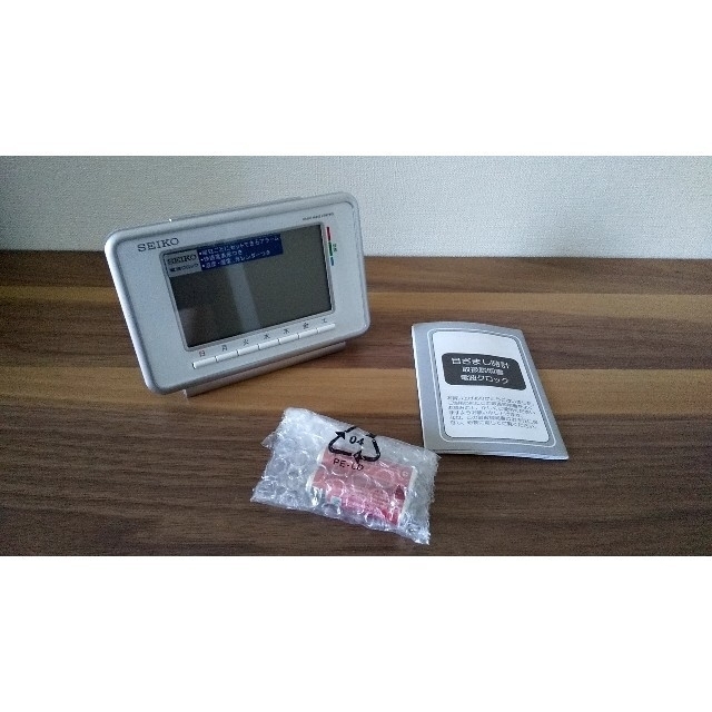 SEIKO(セイコー)のSEIKO 置き時計 ホワイト インテリア/住まい/日用品のインテリア小物(置時計)の商品写真