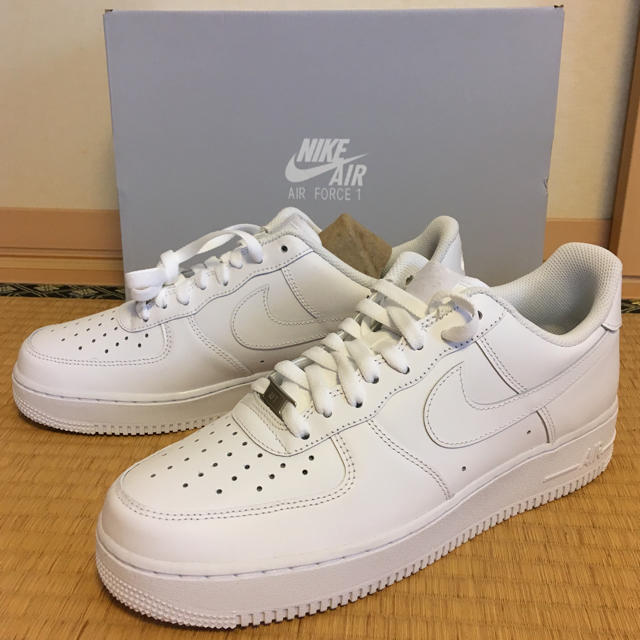 新品未使用☆Nike エアフォース1