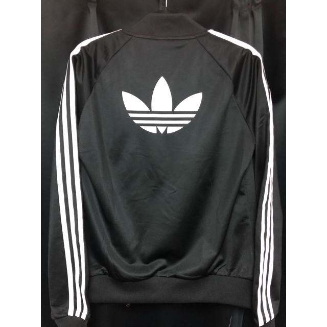 adidas originals トラックトップ