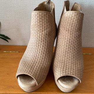 アグ(UGG)のUGG オープントゥサンダル(ハイヒール/パンプス)