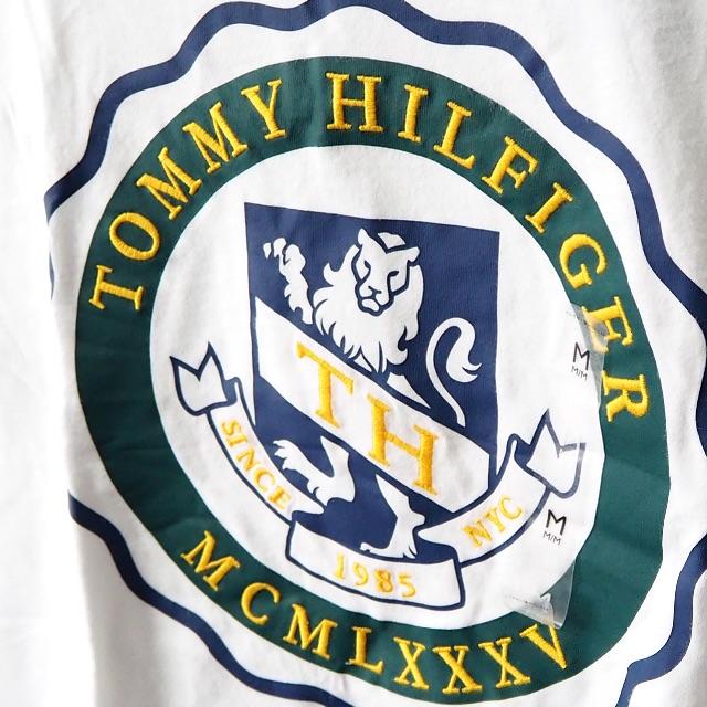 TOMMY HILFIGER(トミーヒルフィガー)の【☆新品未使用★】Tommy Hilfiger エンブレム ロゴTシャツ メンズのトップス(Tシャツ/カットソー(半袖/袖なし))の商品写真