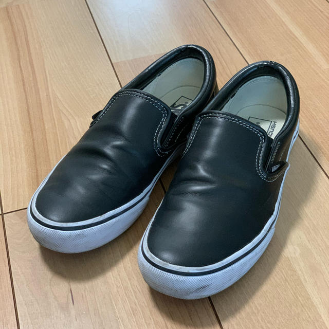 VANS(ヴァンズ)のVANS スリッポン  スムーズレザー　US7 25cm メンズの靴/シューズ(スニーカー)の商品写真