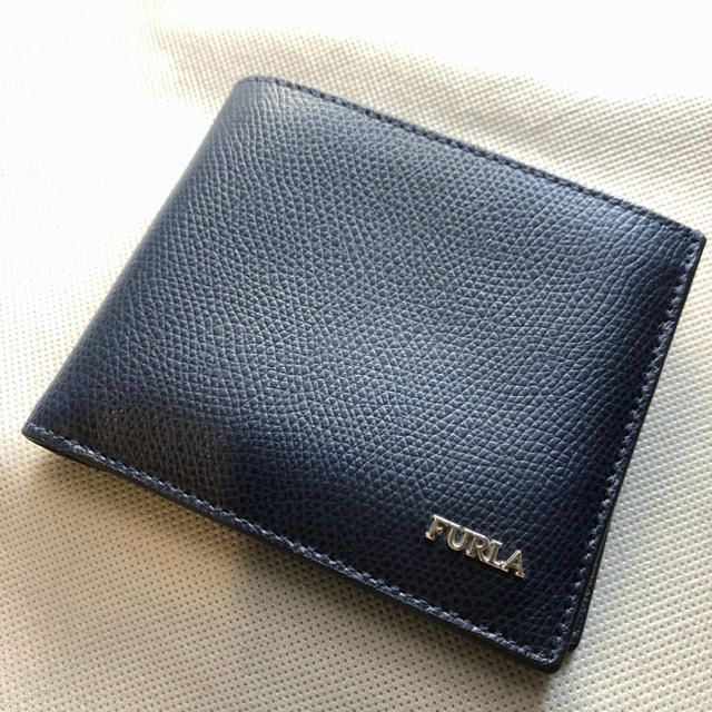 【美品】FURLA二つ折り財布 ネイビー【送料込】ファッション小物