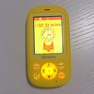 エヌティティドコモ(NTTdocomo)の値下げ　キッズケータイ　docomo F-03(携帯電話本体)