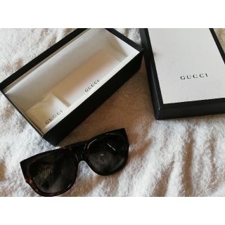 グッチ(Gucci)のGUCCI サングラス (ELLY着用モデル)(サングラス/メガネ)