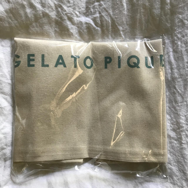 gelato pique(ジェラートピケ)の未開封⭐︎ジェラートピケ　ノベルティエコバッグ レディースのバッグ(エコバッグ)の商品写真