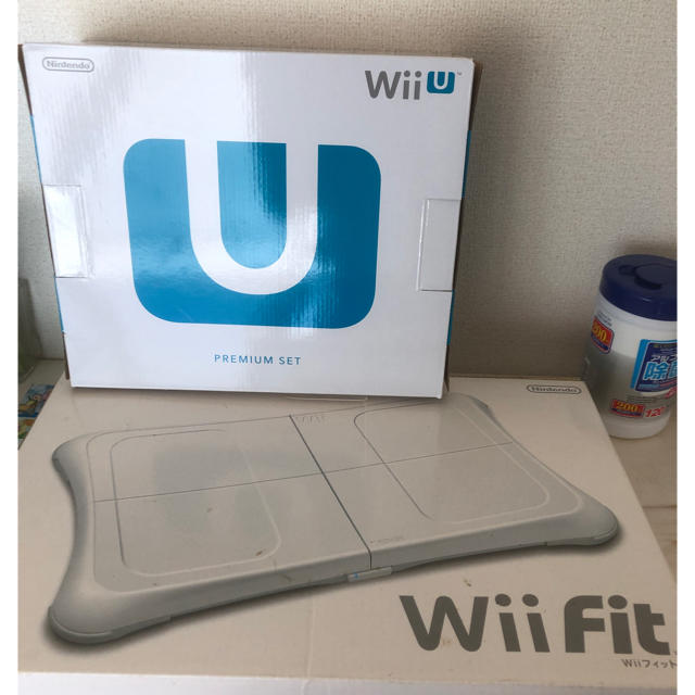 Nintendo Wii U プレミアムセット　美品 エンタメ/ホビーのゲームソフト/ゲーム機本体(家庭用ゲーム機本体)の商品写真