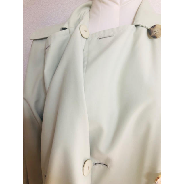 NYC(エヌワイシー)の【美品】うぐいす色のスプリングコート レディースのジャケット/アウター(スプリングコート)の商品写真
