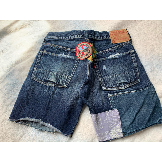 DENIM DUNGAREE(デニムダンガリー)のデニム＆ダンガリーワッペンショートパンツ新品150 キッズ/ベビー/マタニティのキッズ服女の子用(90cm~)(パンツ/スパッツ)の商品写真