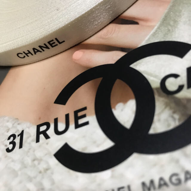 CHANEL  希少 1㎝幅  サテン生地 リボン アイボリー 50メートル????バッグ