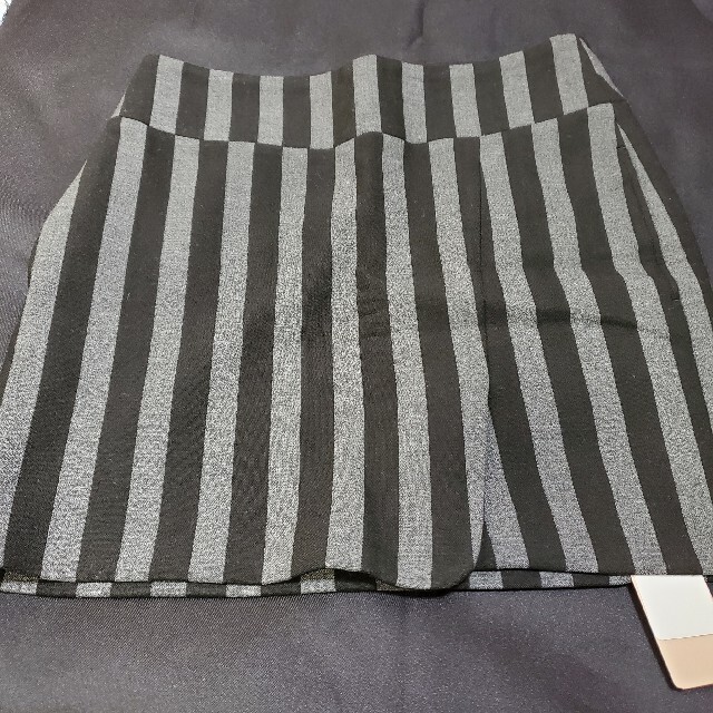 heliopole(エリオポール)のheliopole エリオポール タイトスカート ストライプ 新品 レディースのスカート(ミニスカート)の商品写真