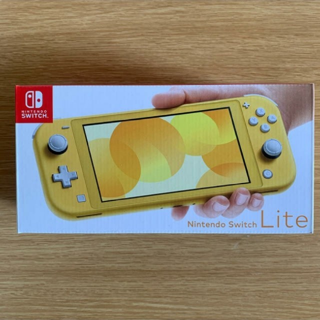 ニンテンドースイッチ ライト イエロー（新品）家庭用ゲーム機本体