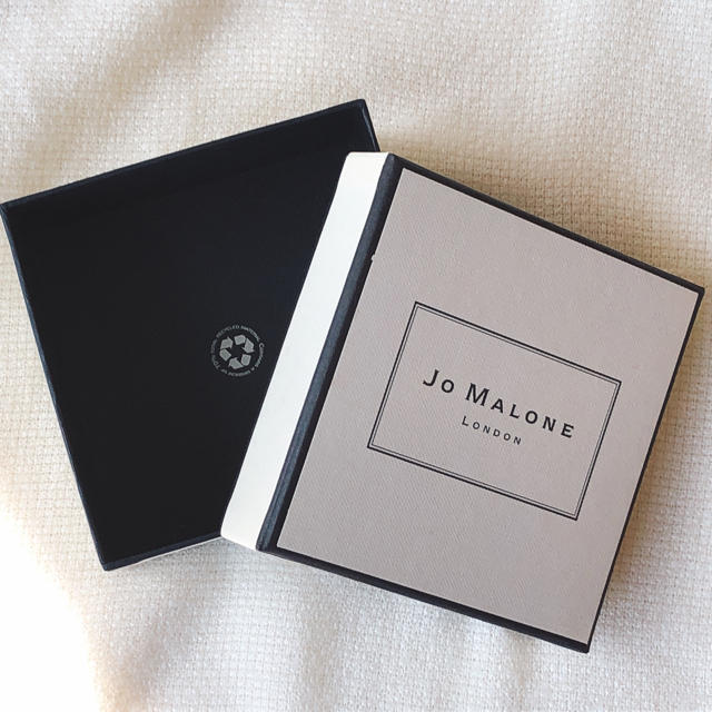 Jo Malone(ジョーマローン)のJo Malone【残り半分】バスオイルライムバジル&マンダリン30mL コスメ/美容のボディケア(入浴剤/バスソルト)の商品写真