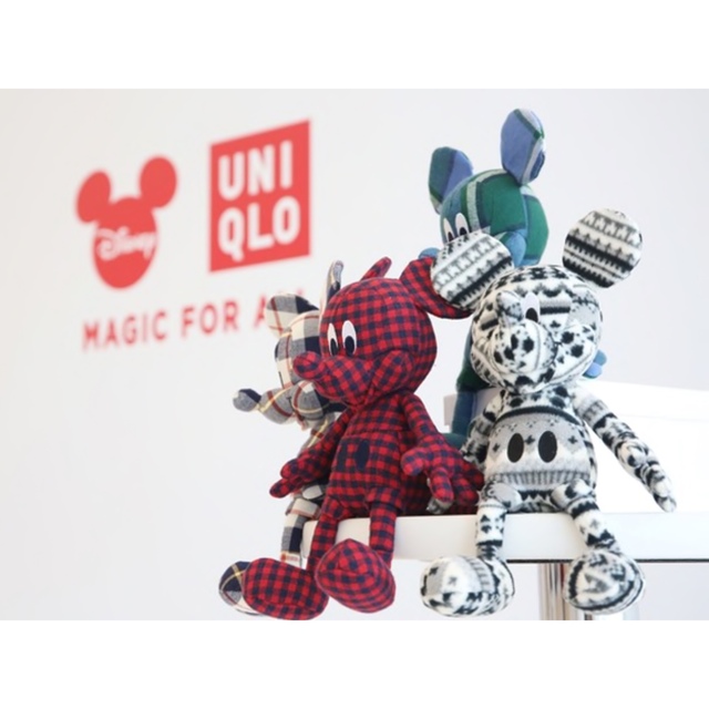 UNIQLO(ユニクロ)のUNIQLO ディズニープロジェクト ぬいぐるみ ミッキーマウス(赤チェック) エンタメ/ホビーのおもちゃ/ぬいぐるみ(キャラクターグッズ)の商品写真