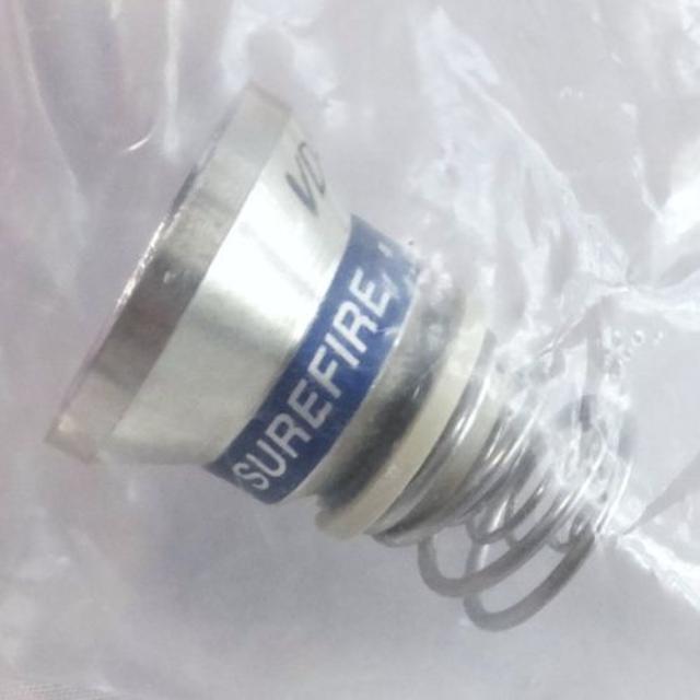 SUREFIRE(シュアファイア)のSUREFIREシュアファイア 純正 P60 キセノン電球ランプ スポーツ/アウトドアのアウトドア(ライト/ランタン)の商品写真