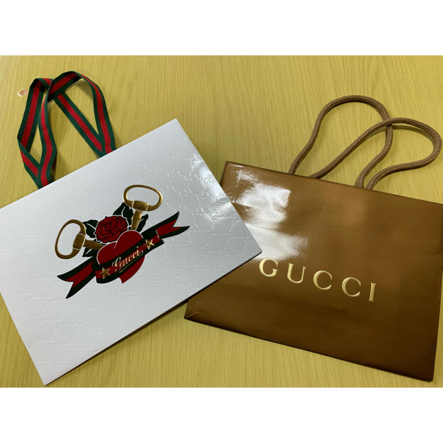 Gucci(グッチ)のGUCCI 紙袋　2枚セット レディースのバッグ(ショップ袋)の商品写真