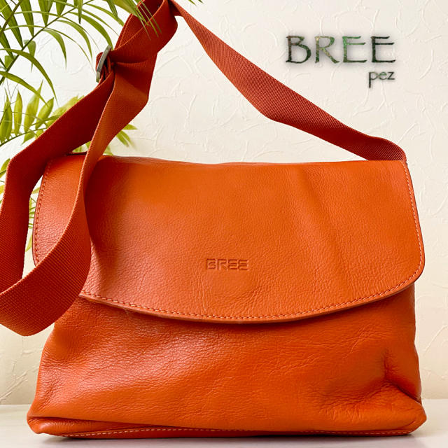 BREE(ブリー)の極美品 BREE ブリー 約4,5万 総本革 レザーショルダーバッグ 鞄 メンズのバッグ(ショルダーバッグ)の商品写真