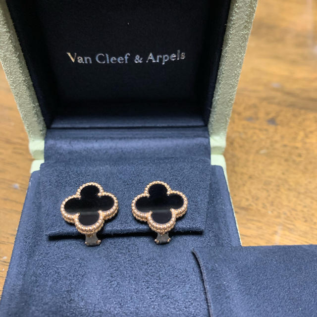 新入荷 Van Cleef 美品 ヴィンテージアルハンブラ オニキス - Arpels & ピアス - covid19.ins.gov.mz