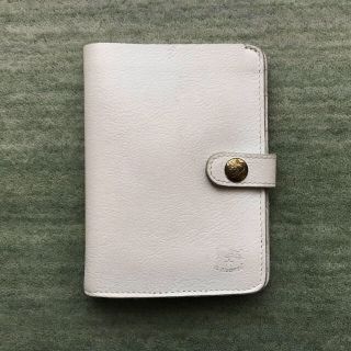 イルビゾンテ(IL BISONTE)のイルビゾンテ　二つ折り財布(財布)