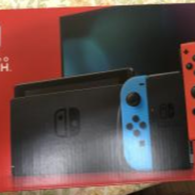 新型Nintendo Switch★ケース＆ポケ盾付