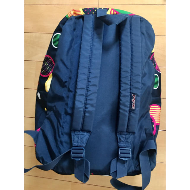 JANSPORT(ジャンスポーツ)のジャンスポーツ　ネイビー×ピンク　水玉リュック　 レディースのバッグ(リュック/バックパック)の商品写真