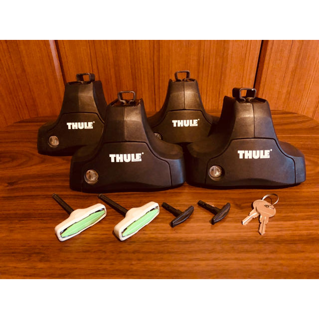 THULE(スーリー)の【保証期間有り】THULE ラピッドシステム　KIT 754 自動車/バイクの自動車(車外アクセサリ)の商品写真