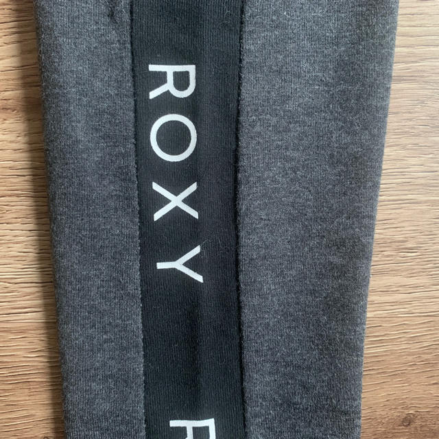 Roxy(ロキシー)のロキシー 完売 ロゴレギンス レディースのレッグウェア(レギンス/スパッツ)の商品写真