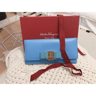 フェラガモ(Ferragamo)のフェラガモ Ferragamo 長財布　(財布)