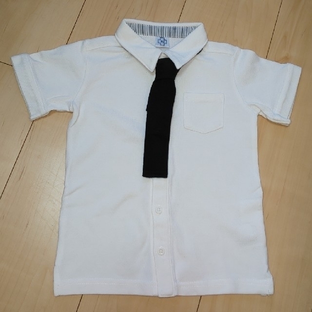 男の子 シャツ おしゃれ ネクタイ 半袖 フォーマル キッズ/ベビー/マタニティのキッズ服男の子用(90cm~)(Tシャツ/カットソー)の商品写真