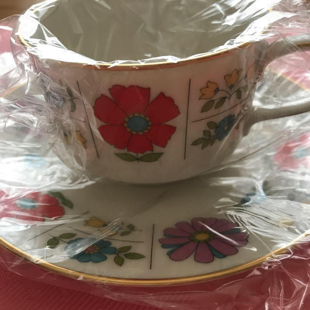 ノリタケ   ビンテージ可愛い花のカップ