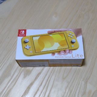 ニンテンドースイッチ(Nintendo Switch)のNintendo Switch Lite イエロー(家庭用ゲーム機本体)