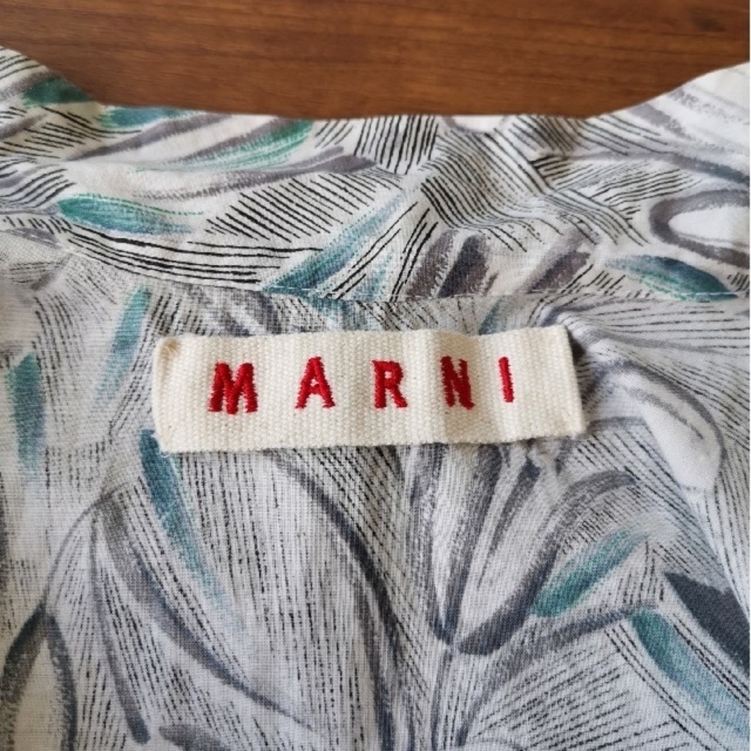 Marni(マルニ)のMARNI マルニ 変形 ノースリーブ シャツ リボン トップス レディースのトップス(シャツ/ブラウス(半袖/袖なし))の商品写真