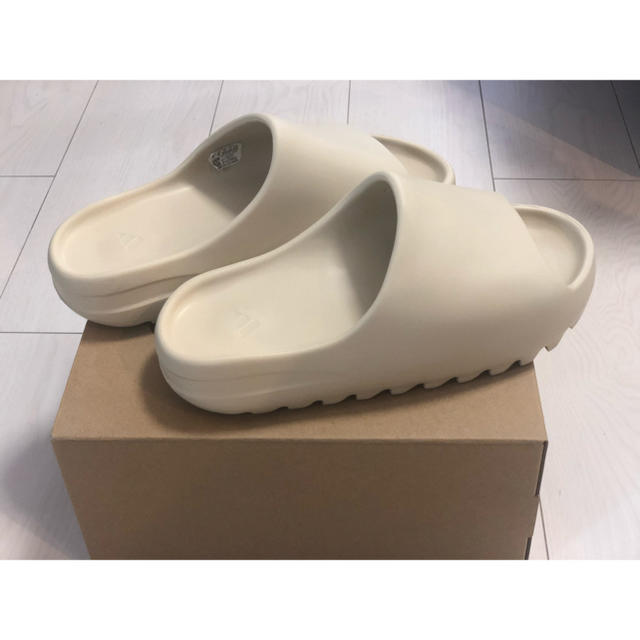Yeezy slide bone イージー スライド ボーン Yeezy slide bone イージー スライド ボーン