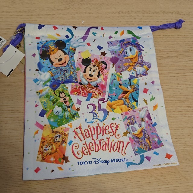 Disney(ディズニー)の35周年巾着☆うさうささん専用☆ レディースのファッション小物(ポーチ)の商品写真